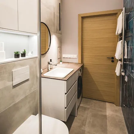 Convenient Designer *